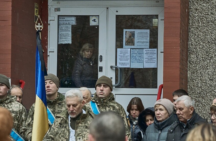 الرئيس الأوكراني الأسبق: 75% من الوزراء والمسؤولين فروا من كييف مع اقتراب القوات الروسية