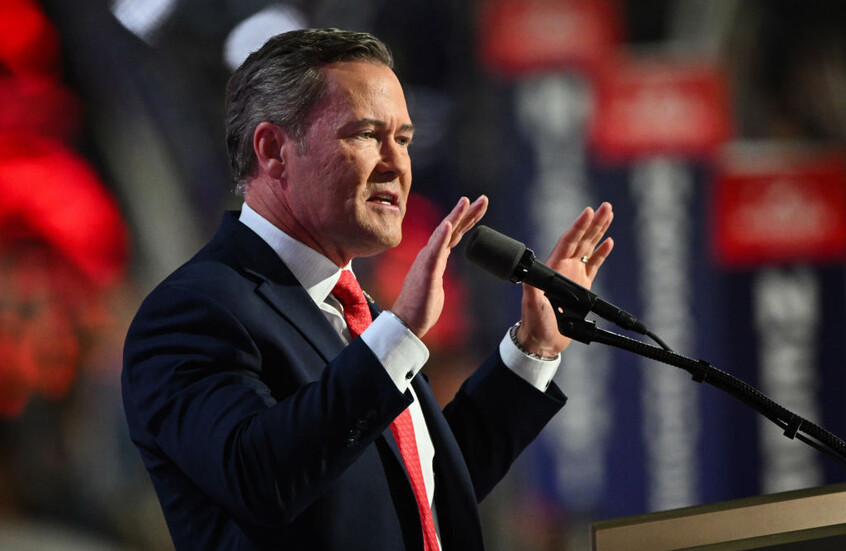 مايك والتز: ندعم أي عمل عسكري ضد "حماس" إذا خرقت الاتفاق