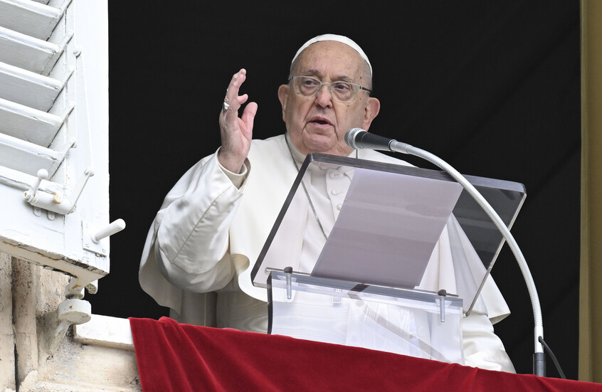 الفاتيكان يعلن إصابة البابا فرنسيس برضوض ويكشف تفاصيل حالته الصحية