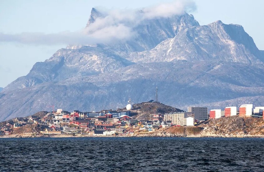 وزيرة غرينلاندية: الجزيرة تعارض الانضمام إلى الولايات المتحدة