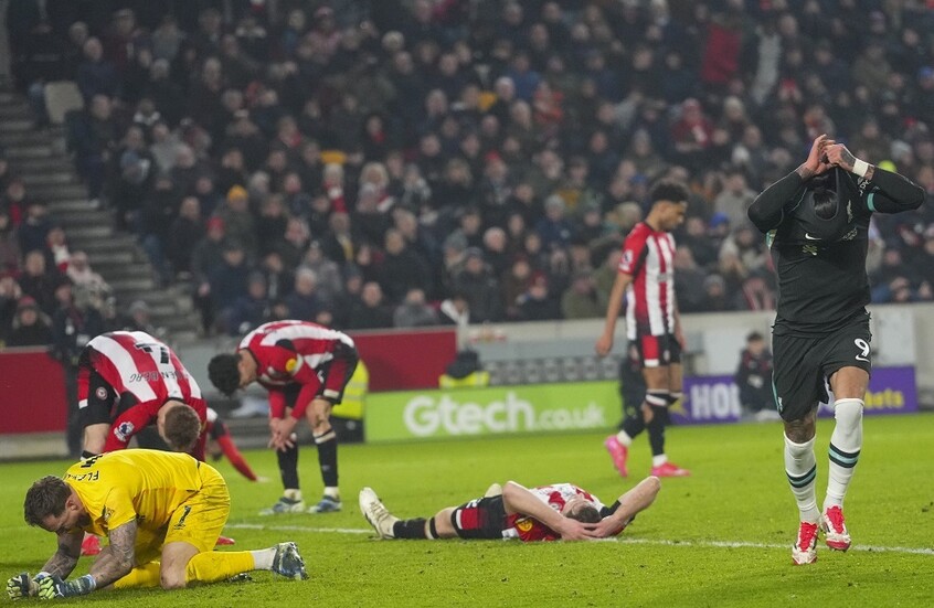 ليفربول يهزم برينتفورد في الوقت الضائع (فيديو)