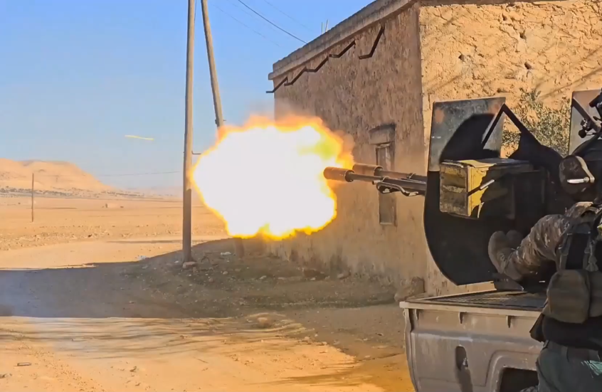 لقطات من المعارك بين "الجيش الوطني" و"قوات سوريا الديمقراطية" بمحافظة حلب
