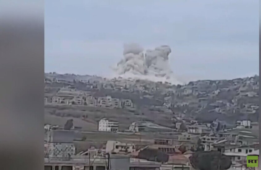 القوات الإسرائيلية تنفذ تفجيرا ضخما في بلدة عيتا الشعب