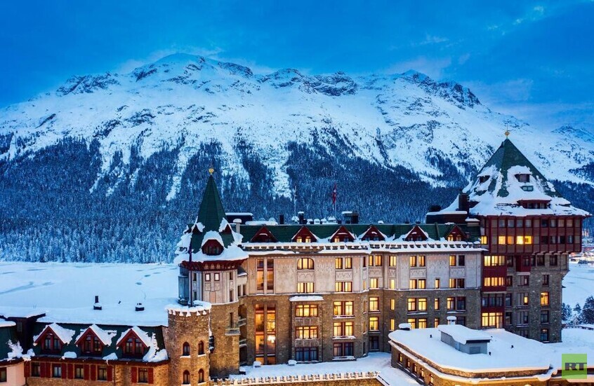 Mash: زوجة زيلينسكي قضت إجازتها في فندق سويسري بكلفة 7.5 ألف يورو في الليلة