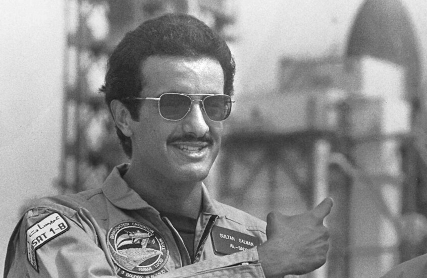 السعودية.. هدية من أم مشعل للأمير سلطان بن سلمان أول رائد فضاء عربي يصعد للفضاء تثير تفاعلا (فيديو)