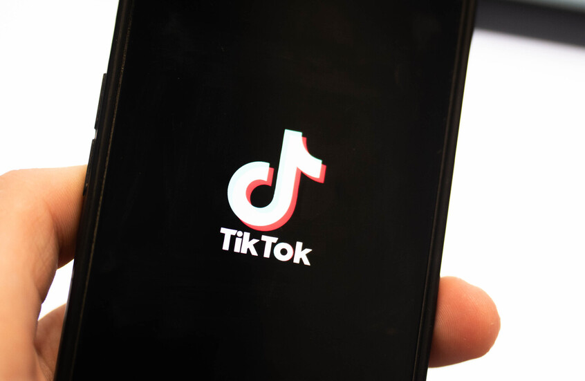 العراق.. اعتقال "تيك توكر" شهير بتهمة المحتوى الهابط