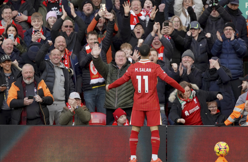 صلاح يواصل كتابة التاريخ في الدوري الإنجليزي