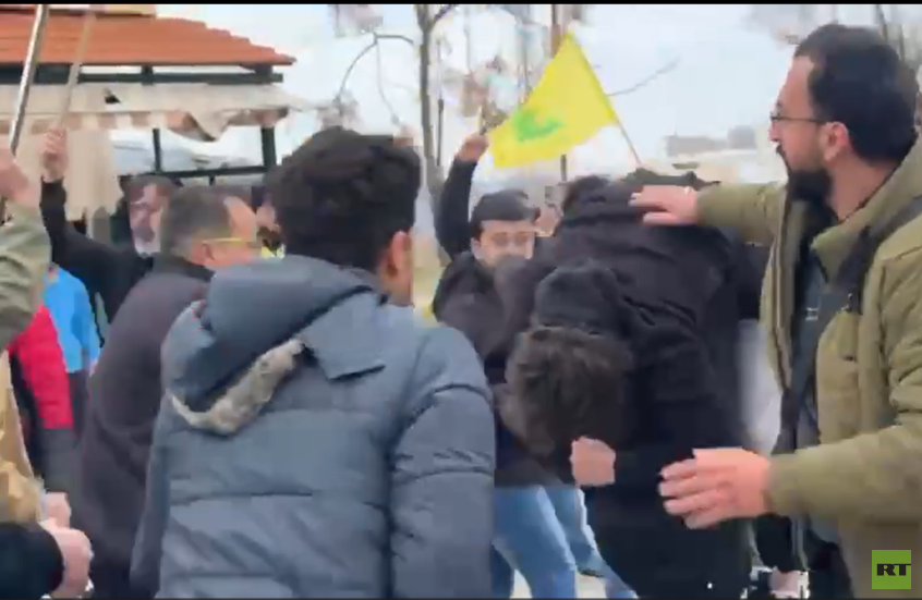 القوات الإسرائيلية تقتل لبنانيين وتصيب آخرين لدى محاولتهم العودة لقراهم جنوب لبنان