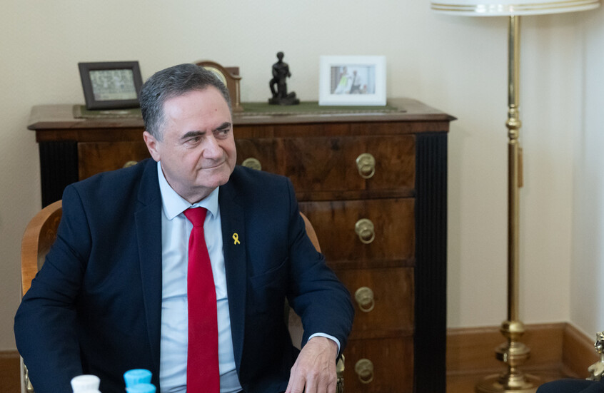 كاتس: سنواصل تطبيق وقف النار بشكل حازم في الشمال والجنوب