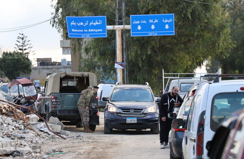 الجيش الإسرائيلي يعيد الانتشار ويوجه رسالة إلى سكان جنوب لبنان