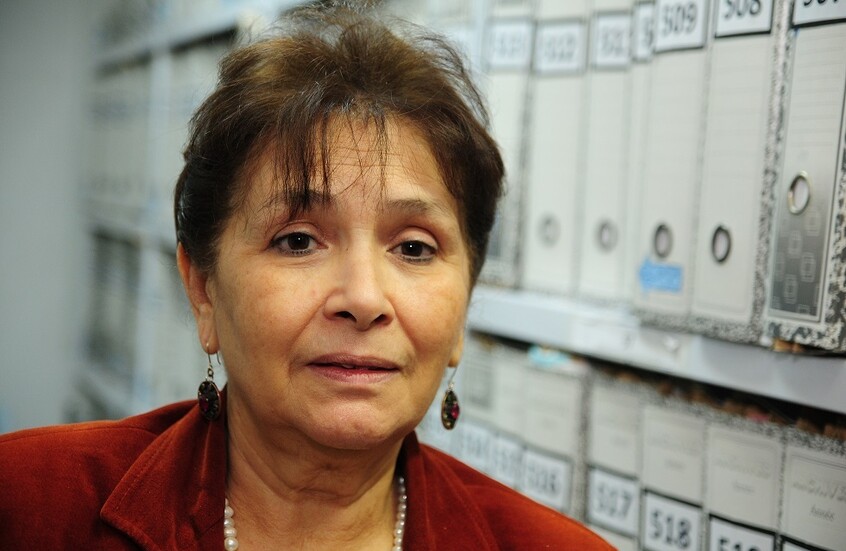 تونس.. قاضي التحقيق يمدد فترة إيقاف الناشطة الحقوقية التونسية سهام بن سدرين