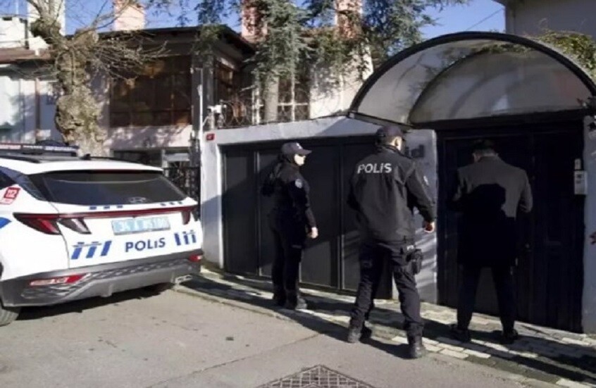 تركيا تقضي باعتقال مديرة أعمال فنانين مشهورة بتهمة محاولة الإطاحة بالحكومة