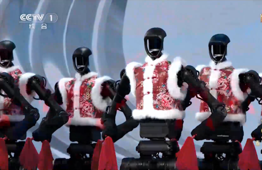 الروبوتات ترقص جنبا إلى جنب مع البشر في  احتفالات رأس السنة الصينية