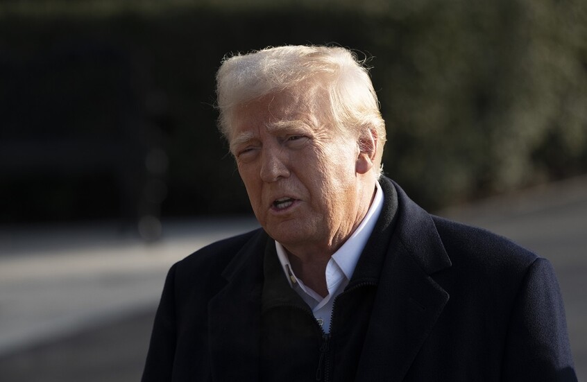 ترامب يتهم "حماس" بأمر غريب لا يخطر على البال.. ما علاقة استخدام "الواقيات الذكرية" بصنع القنابل؟