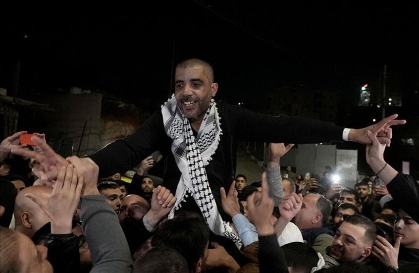 بعد تحرره من السجون الإسرائيلية.. زكريا الزبيدي يوجه رسالة إلى العالم