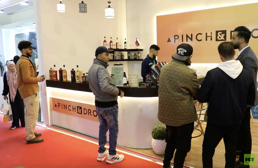 إقبال كبير على المنتجات الروسية في معرض ليبيا للغذاء (فيديو)