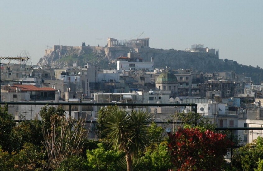 اليونان.. قرار بإزالة طوابق فندقية مخالفة قرب معبد الأكروبوليس التاريخي بعد سنوات من النزاع