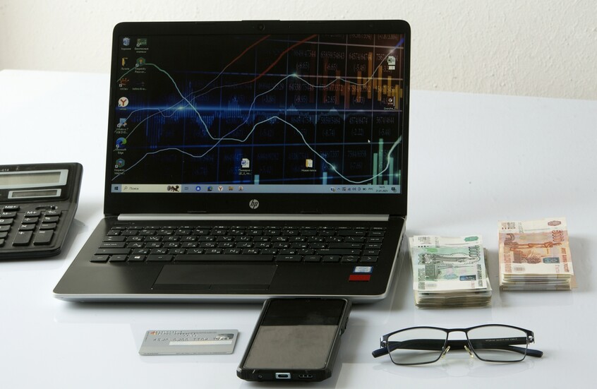 القطاع المصرفي الروسي يحقق أرباحا تاريخية رغم العقوبات الغربية