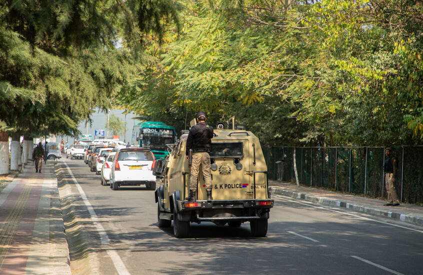 شجار في الجمعية التشريعية في كشمير الهندية (فيديو)