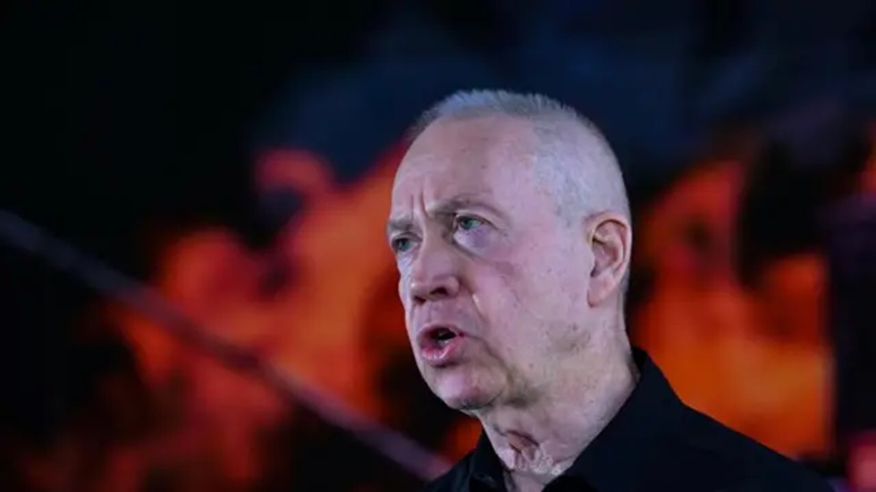 وزير الدفاع الإسرائيلي السابق يعلن استقالته من الكنيست