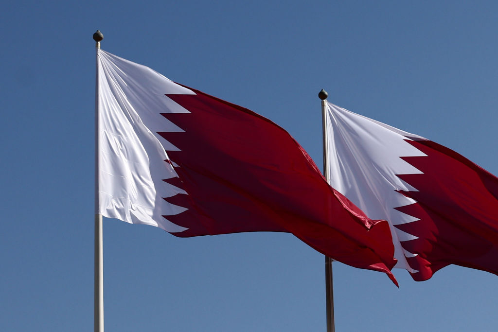 قطر تدشن جسرا بريا لإمداد قطاع غزة بالوقود