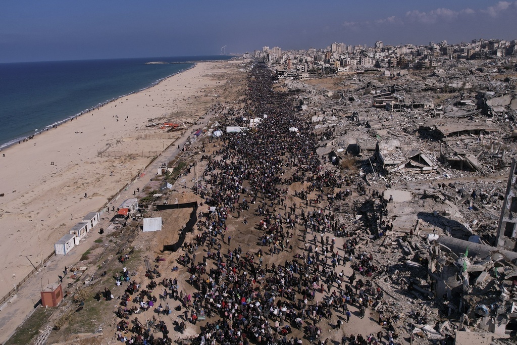 المقرر الأممي للحق في السكن: لم يتبق شيء يعود إليه النازحون في غزة