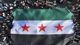 السفارة السورية لدى لبنان تعلن موعد استئناف العمل في القسم القنصلي