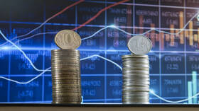 "نيويورك تايمز": العقوبات الغربية ضد روسيا لم تتمكن من إضعاف الروبل