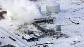 ألاسكا تقاضي إدارة بايدن على عقود النفط والغاز في محمية القطب الشمالي