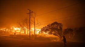 حرائق كاليفورنيا تلتهم كل ما يأتي على طريقها