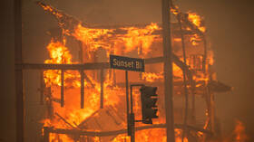 تقرير: الأموال التي كانت مخصصة لإدارة الإطفاء في لوس أنجلوس ذهبت لدعم مجتمع المثليين (وثائق)