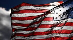 الغرق في "العسل الأسود"!