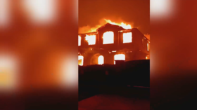 الولايات المتحدة.. منازل لوس أنجلوس لا تزال تحترق