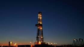 ارتفاع أسعار النفط وسط مخاوف حول الإمدادات