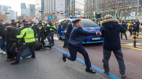 كوريا الجنوبية: الرئيس المعزول يدعو أنصاره إلى التعبير عن مشاعرهم سلميا