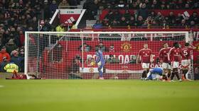 مانشستر يونايتد يتعرض لهزيمة مذلة في عقر داره