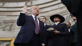 ترامب يؤدي اليمن الدستورية ويصبح الرئيس الـ47 للولايات المتحدة