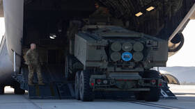 "بلومبرغ": كييف تبحث عن تمويل دولي بنحو 20 مليار دولار لتوسيع إنتاجها العسكري