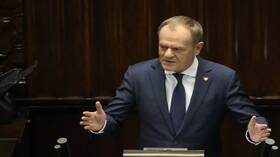 بولندا تهدد هنغاريا بعواقب إذا عرقلت فرض عقوبات جديدة على روسيا