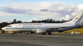 من أجل "العودة الكريمة" للمهاجرين.. كولومبيا تخصص طائرة رئاسية للمرحلين من الولايات المتحدة