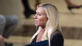 تايلور غرين ترحب بتعليق المساعدات الأمريكية لأوكرانيا