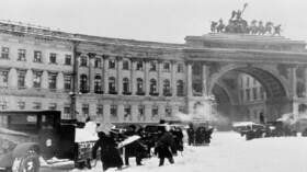 مؤرخ ألماني يدعو برلين إلى الاعتراف بحصار لينينغراد كجريمة إبادة جماعية