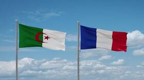 الخارجية الجزائرية تستدعي السفير الفرنسي وتوجه له "احتجاجا شديد اللهجة"