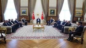 الرئاسة التركية: أردوغان يستقبل وفدا من حركة حماس بالقصر الرئاسي بالعاصمة أنقرة (صور)