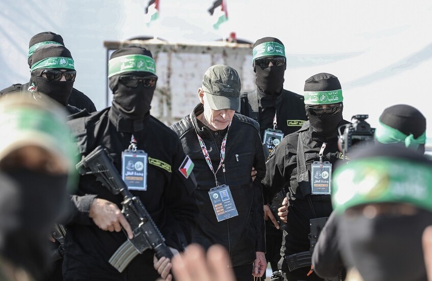 الجيش الإسرائيلي يوضح سبب الفشل الاستخباراتي في اغتيال قائد "كتيبة الشاطئ" بغزة (صورة)