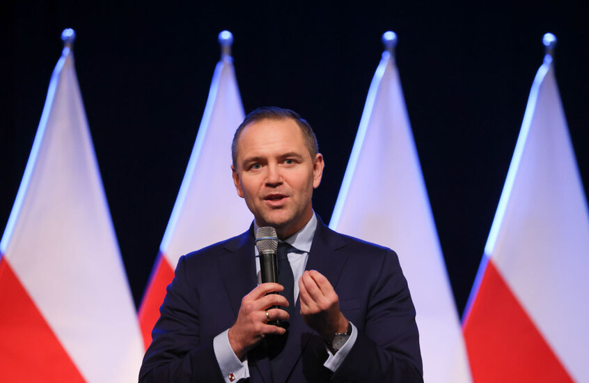 بولندا.. مرشح المعارضة للرئاسة يتعهد بإعادة 20 مليون بولندي إلى الوطن