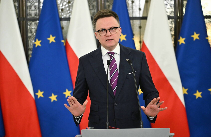 رئيس البرلمان البولندي يدعو أوروبا لتقليص الاعتماد على الولايات المتحدة