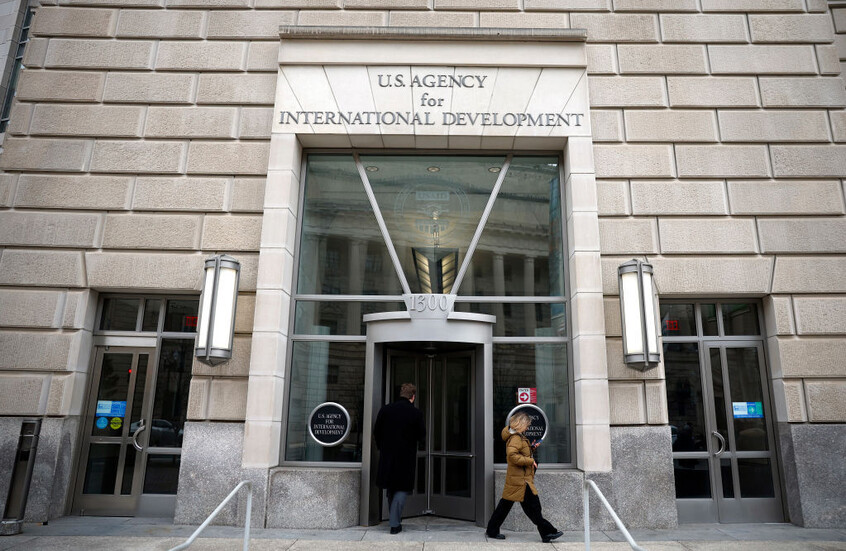 "بوليتيكو": الإدارة الأمريكية تمهد لإعفاء جماعي لموظفي الوكالة الأمريكية للتنمية الدولية