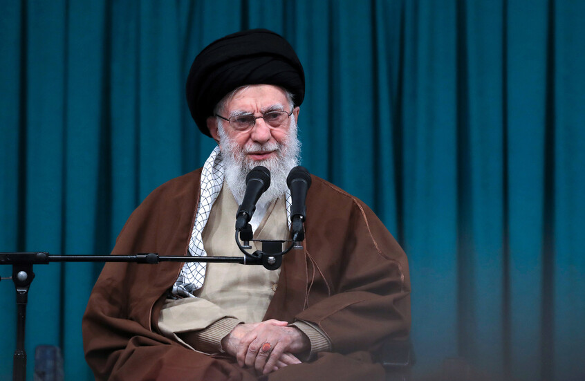 خامنئي خلال لقائه قادة "حماس": تغلبتم على الولايات المتحدة وإسرائيل (صور)