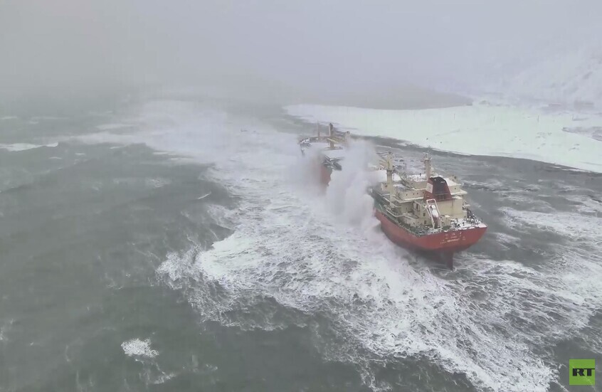 روسيا.. سفينة صينية تجنح قبالة سواحل جزيرة سخالين